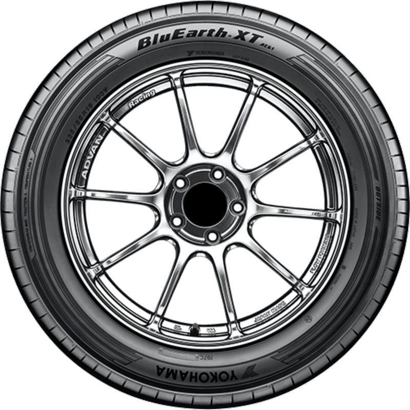 YOKOHAMA BLUEARTH-XT AE61 215/55R18 99V XL BSW